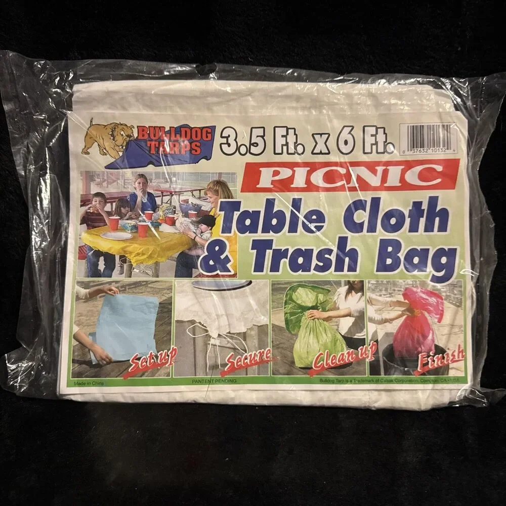 Vintage 2005 Bulldog Tarps Camping Picnic Tablecloth & Trash Bag Picnic White